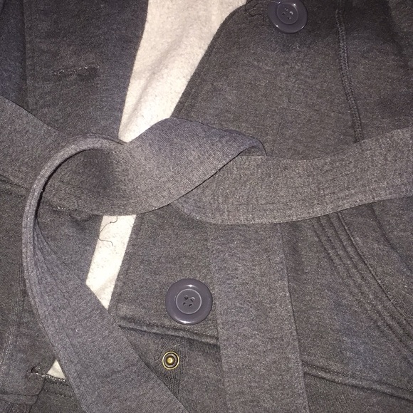 Button down coat - Picture 2 of 5